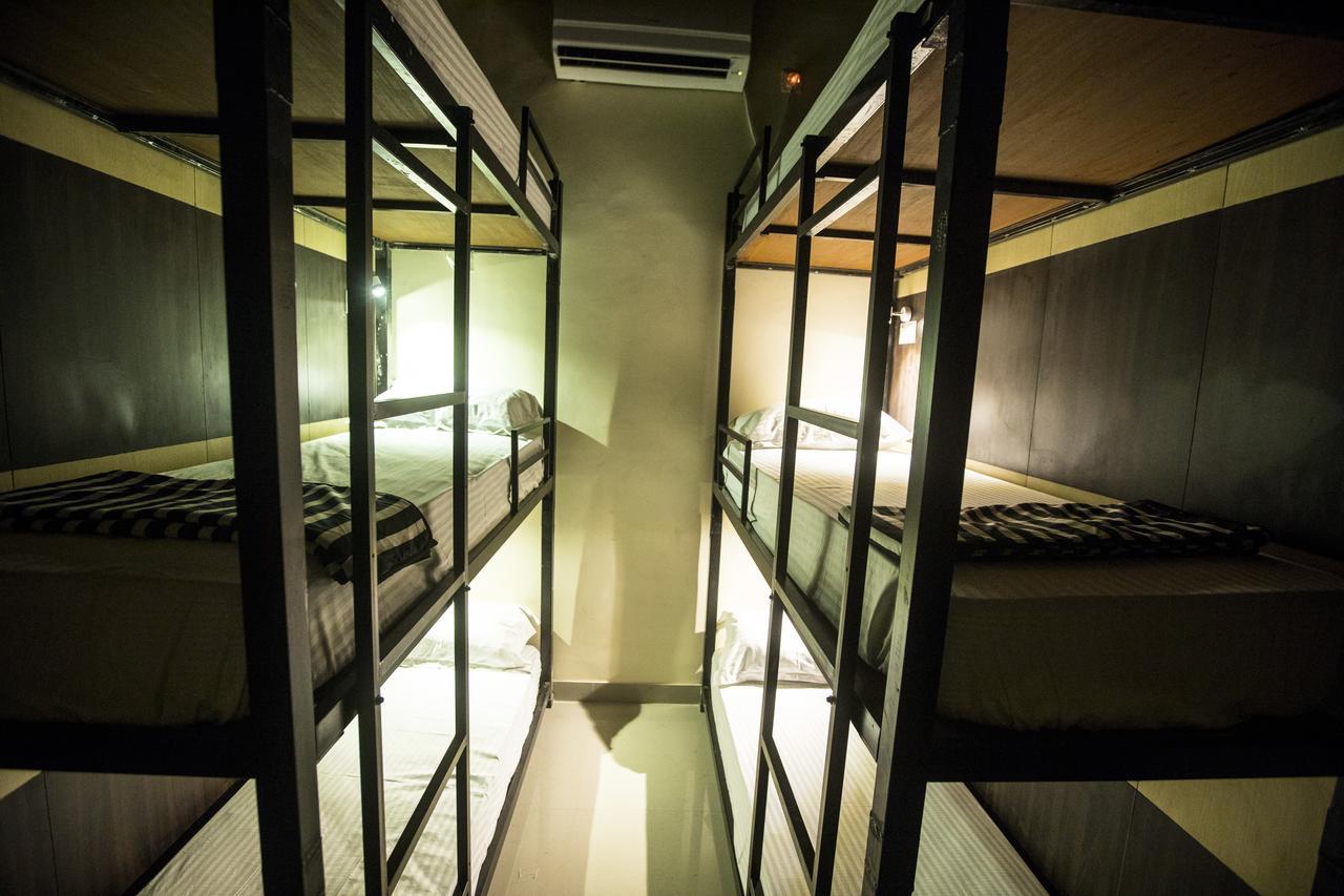 Backpackers Park Hostel Kolkata Exterior photo